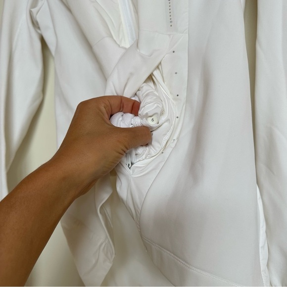Lululemon Women's Run for Cold Pullover Jacket White Size 6 - Picture 4 of 4